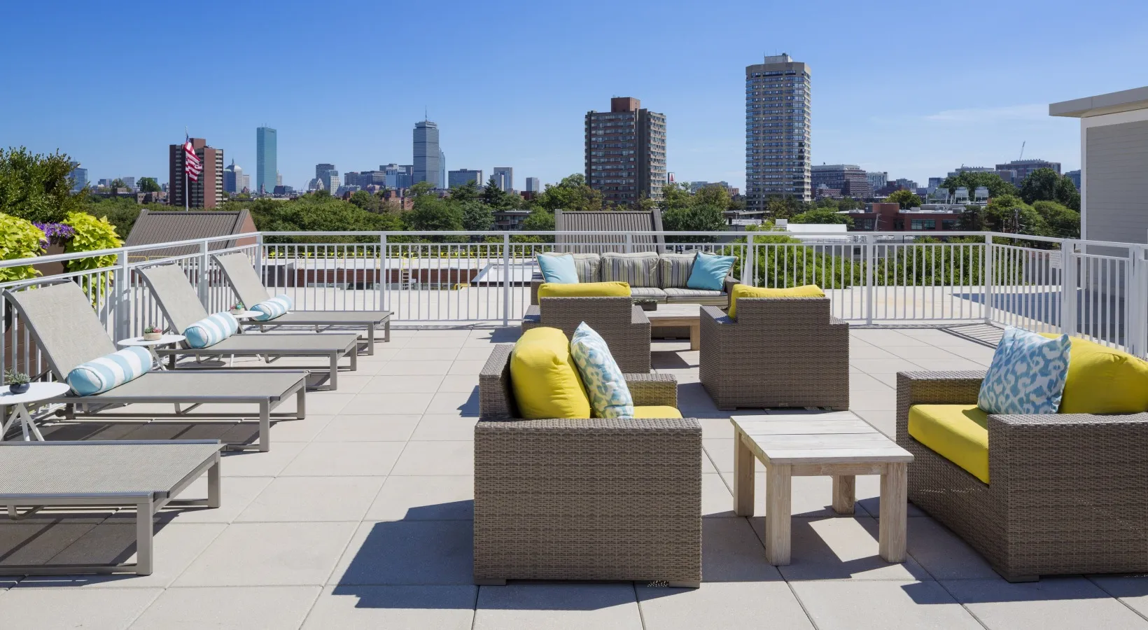 240 Sidney St, Cambridgeport