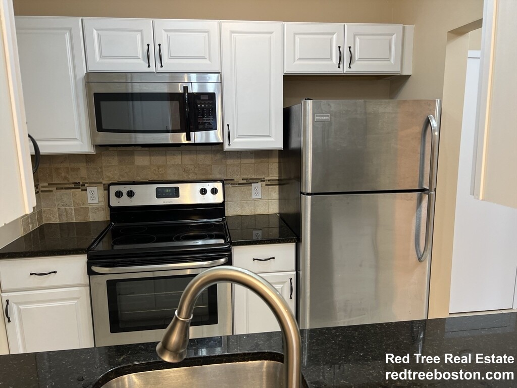 276 Chestnut Hill Ave, Brighton