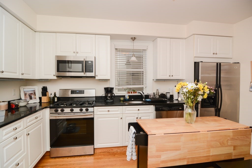 17 Athens St, Cambridge