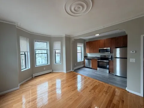 92 Blue Hill Ave, Roxbury