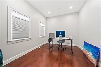 1701 Masschusetts, Baldwin