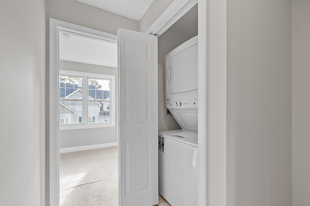 67 N Quinsigamond Ave, Shrewsbury