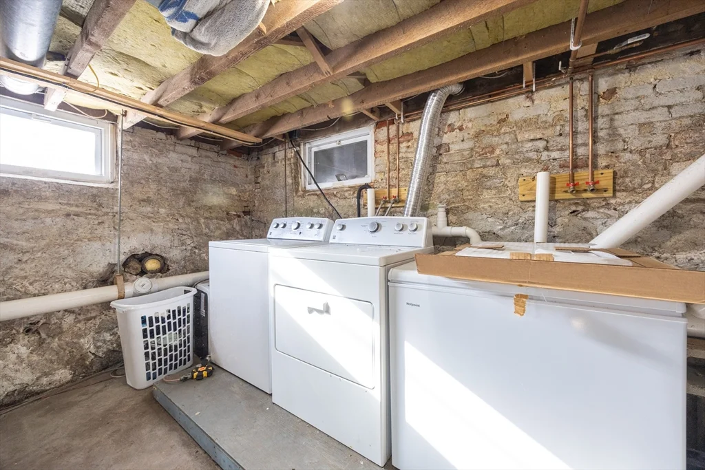 584 Mount Hope St, North Attleboro