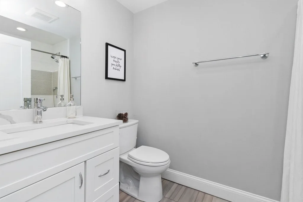 2 Elm St, Dorchester