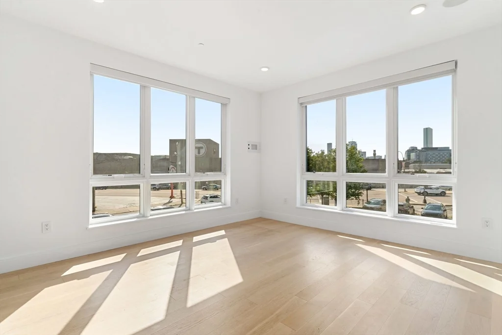 20 W 5th, South Boston