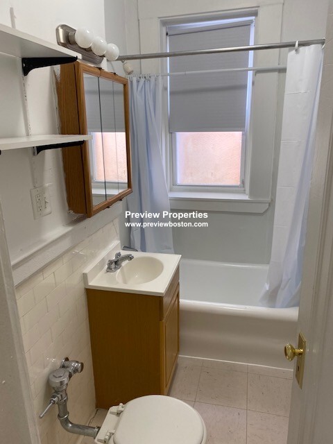 1163 Boylston St, Fenway