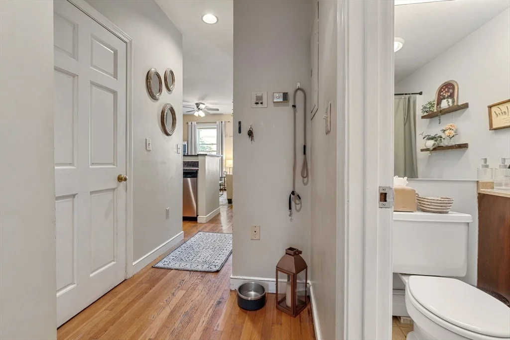 159 M, South Boston