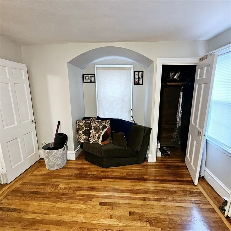 184 Canton St, East Side