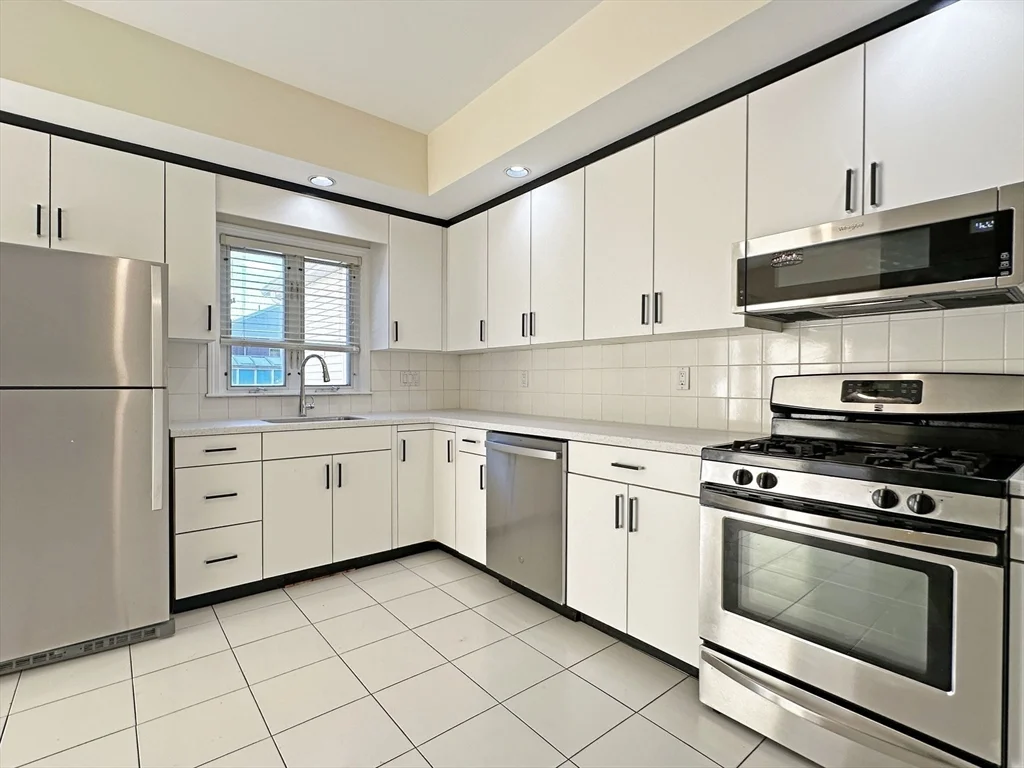 47 Eddy St, West Newton