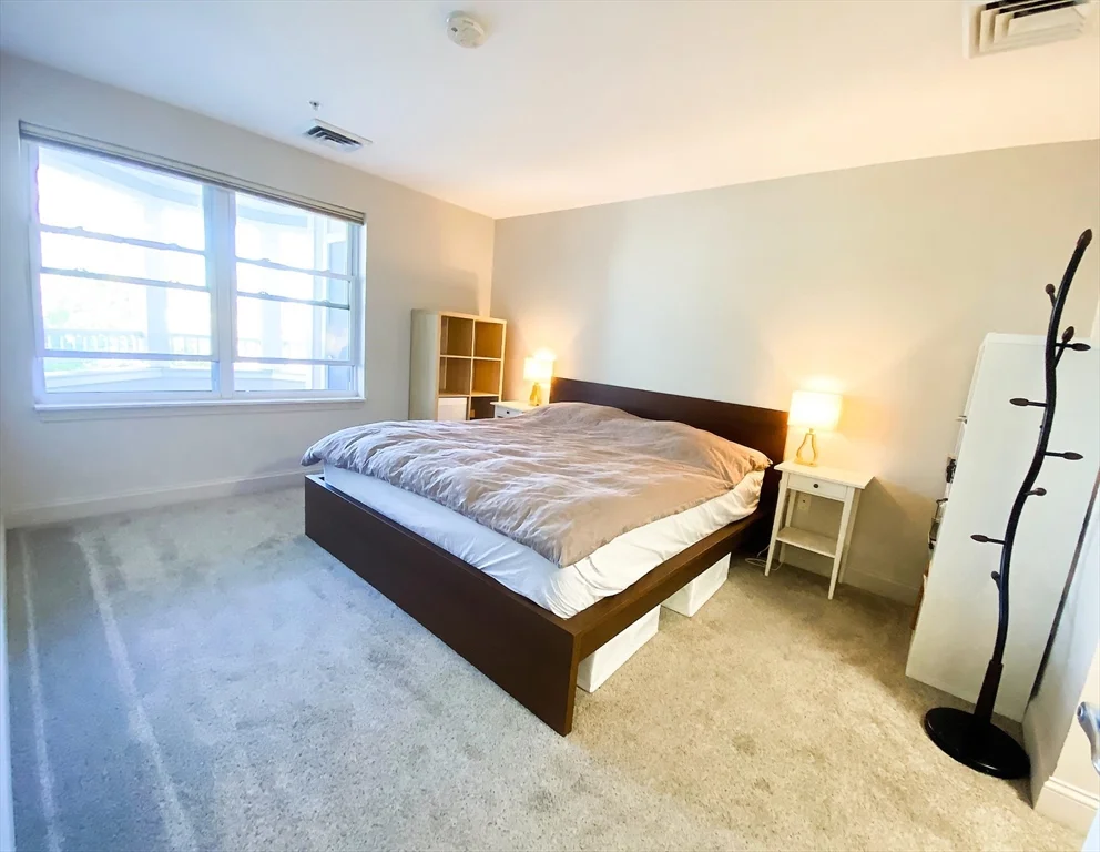 318 Rindge Ave, North Cambridge