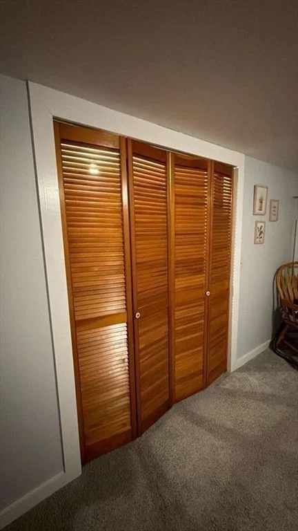 212 Carriage Ln, Taunton