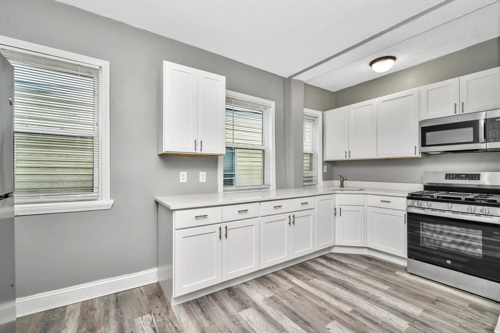 352 Norfolk St, Dorchester