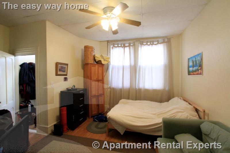 79 Kinnaird St, Central Square