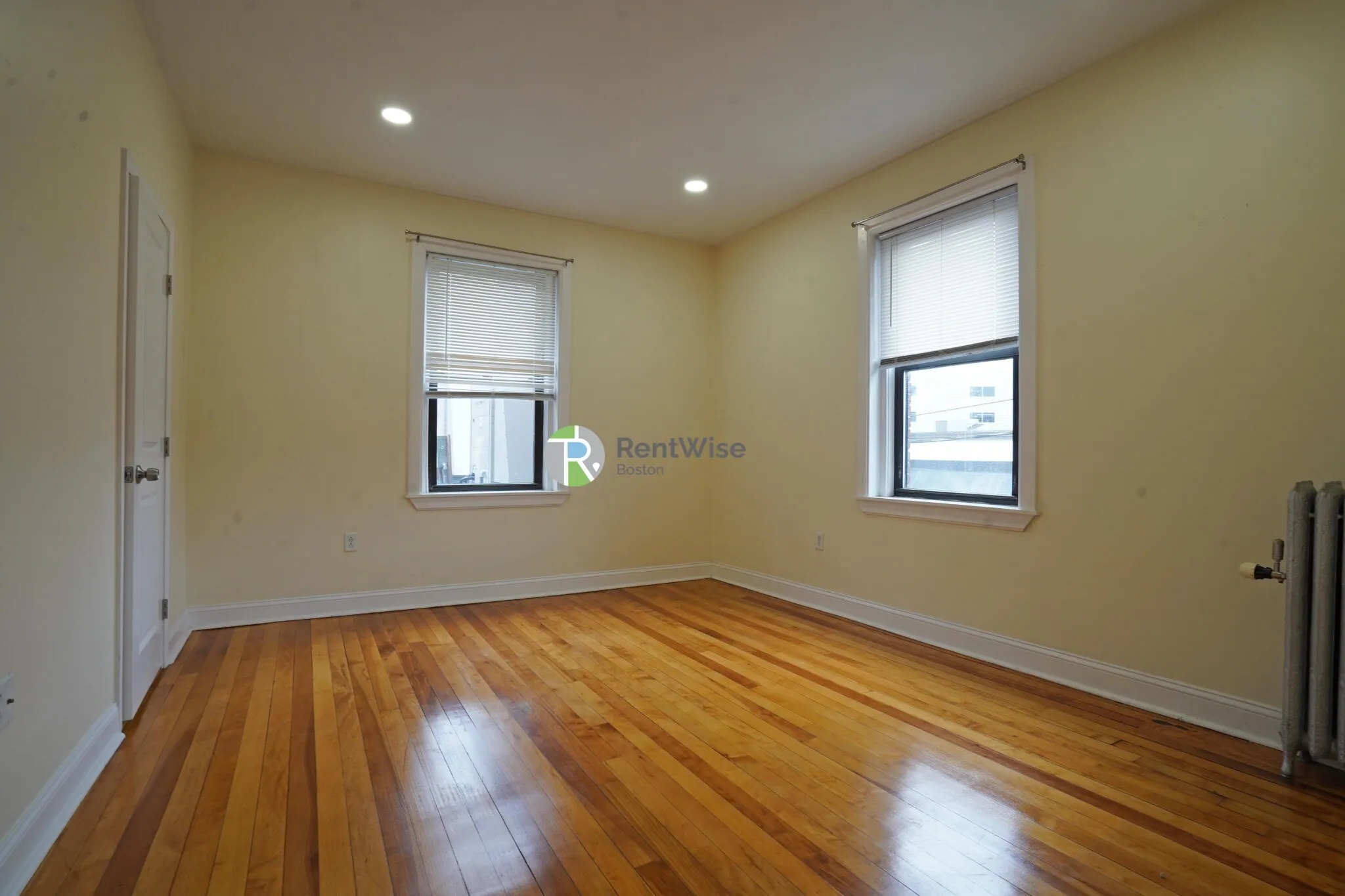 1218 Commonwealth Ave, Allston