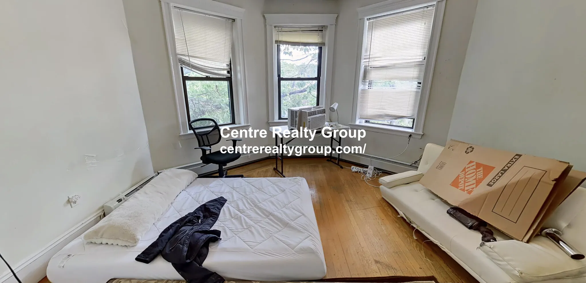 1422 Commonwealth Ave, Brighton