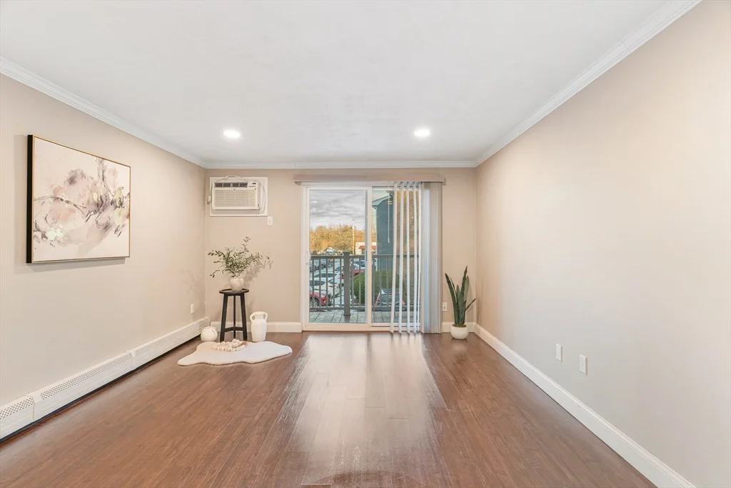 10 Woodcrest, Weymouth