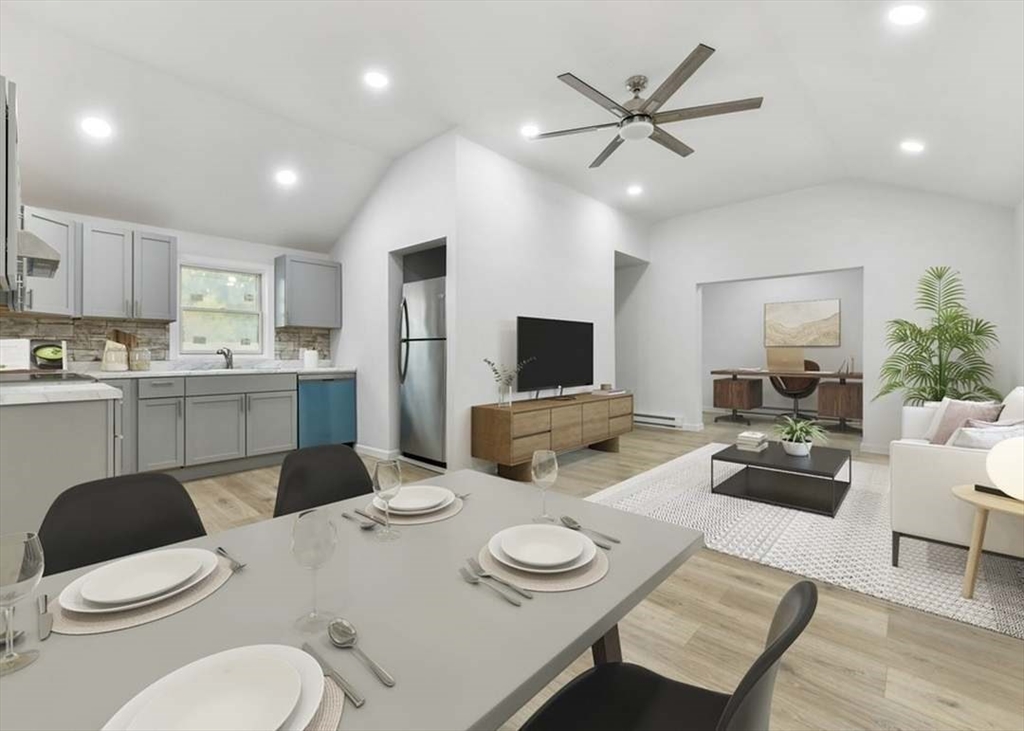 18 Payne Ave, Weymouth