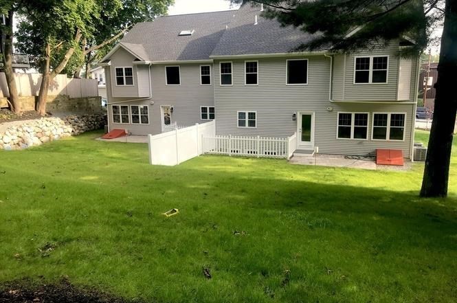 93 Calvary St, South Side