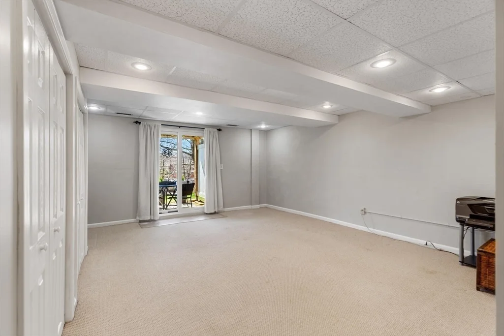 320 Newbury St, Danvers