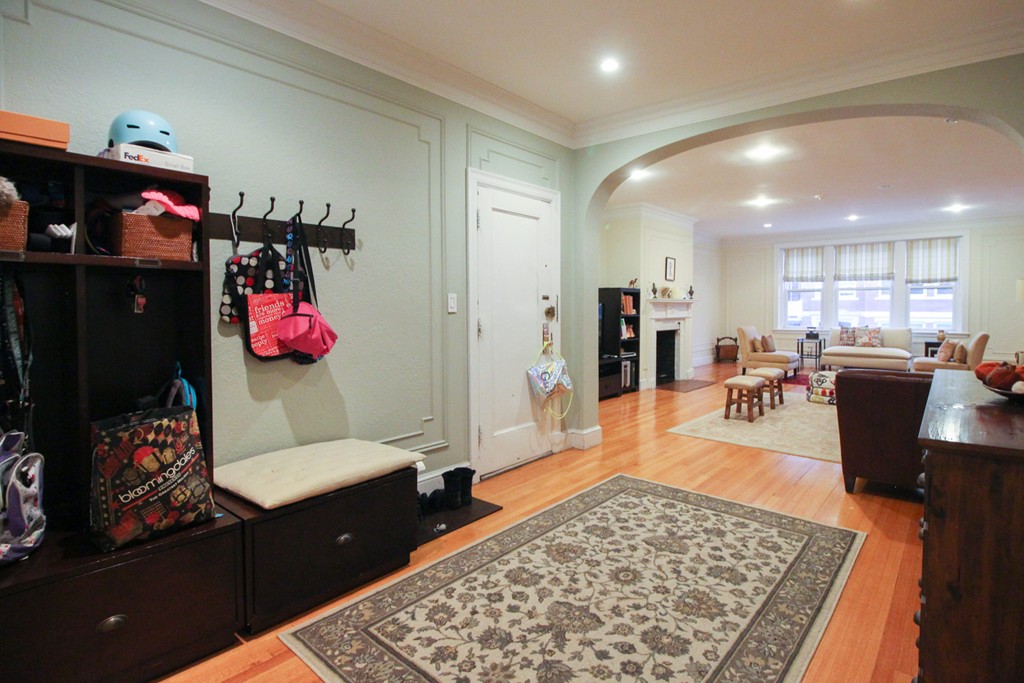 89 Pleasant St, Coolidge Corner