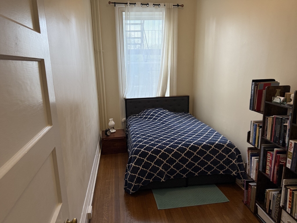 164 Beacon St, Back Bay