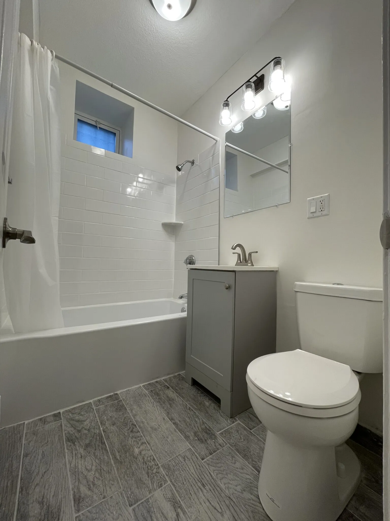 111 Norway St, Fenway