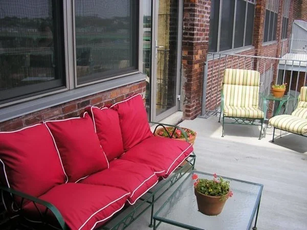 156 Porter St, East Boston