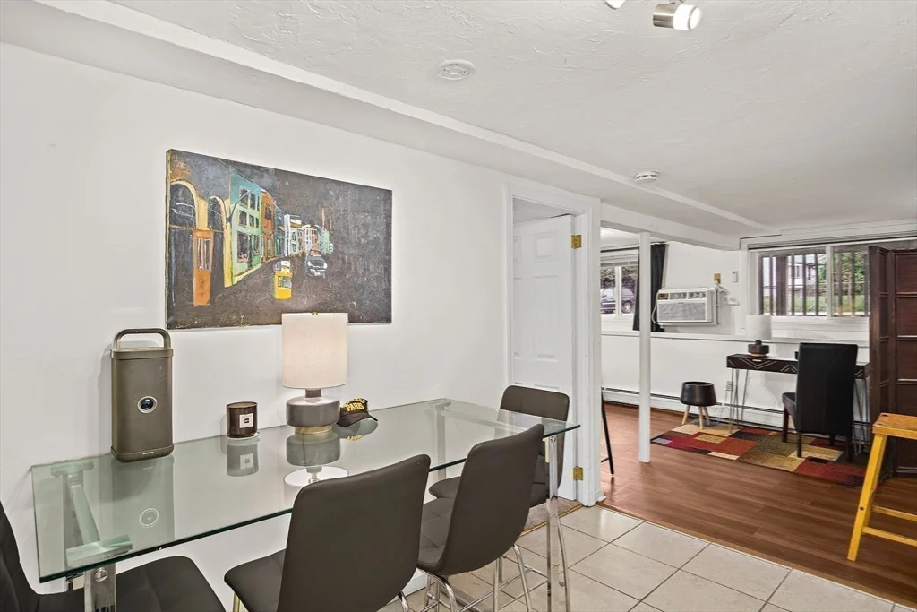 243 Lake St, Waltham