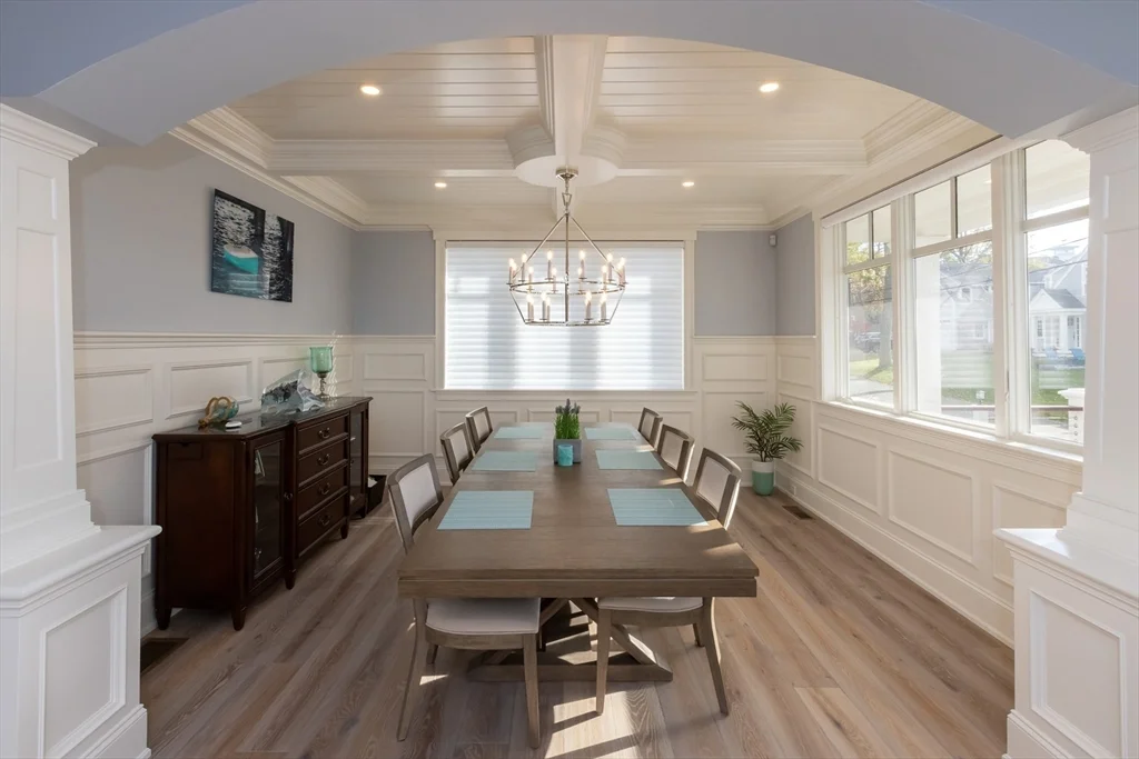 25 Cushing Ave, Crow Point