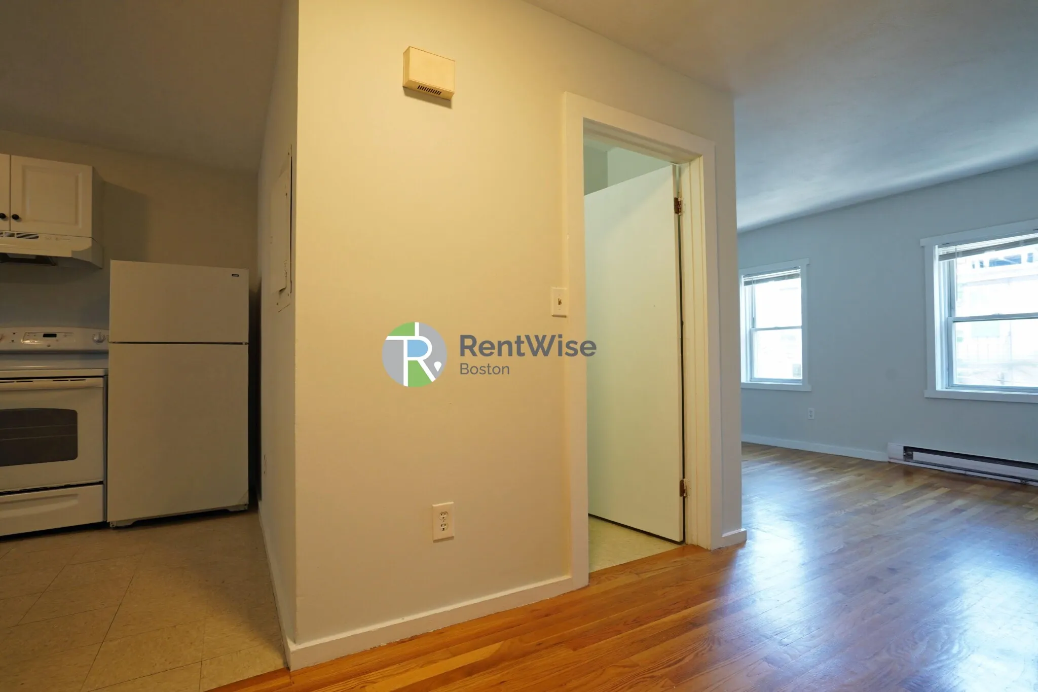 3 Schrepel Pl, South Boston