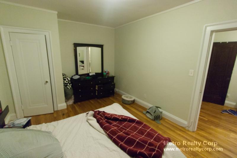 85 Strathmore Rd, Brighton