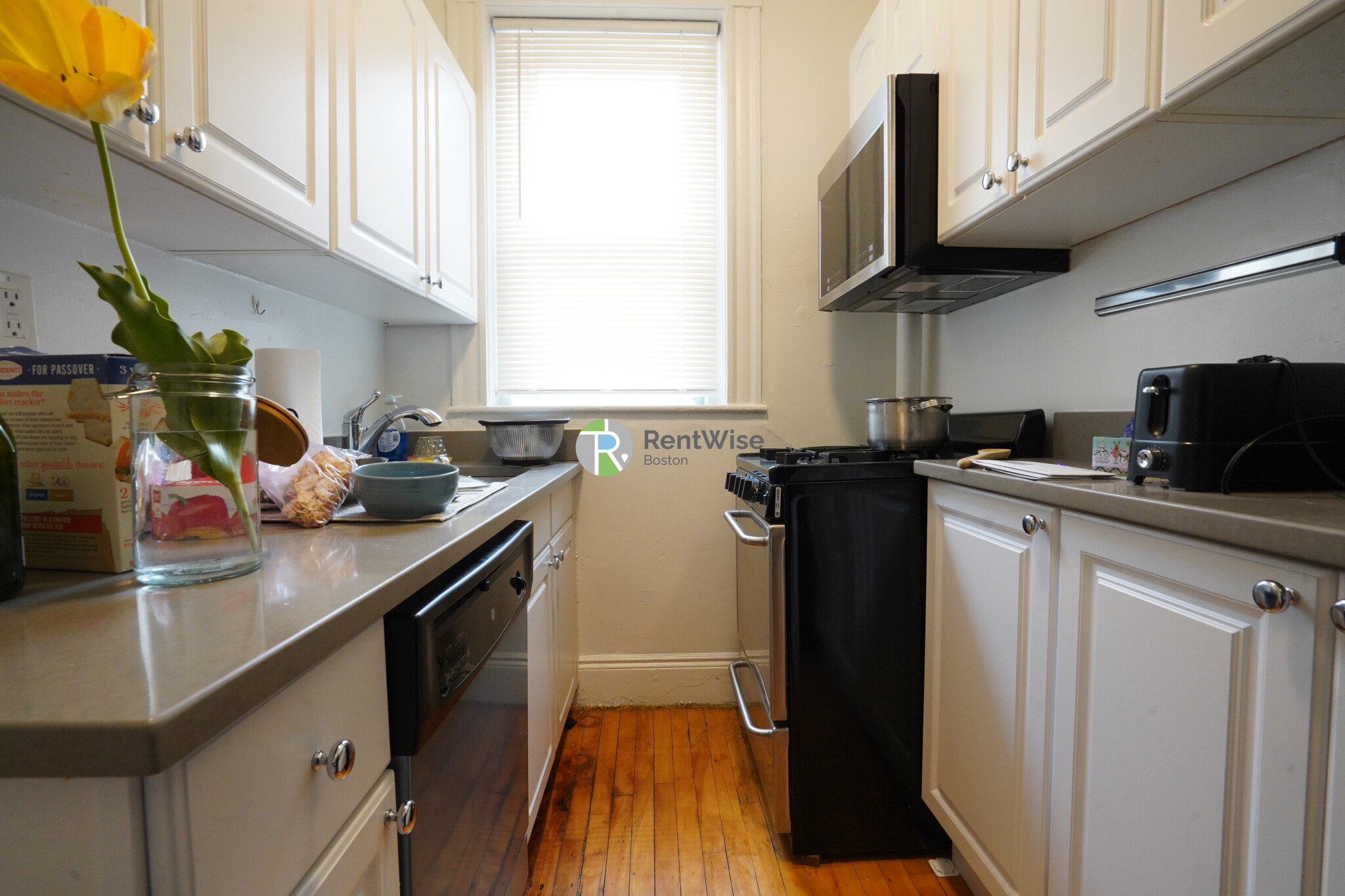 42 Strathmore Rd, Brighton