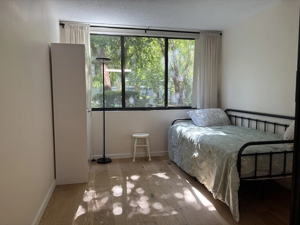 1731 Beacon St, Brookline