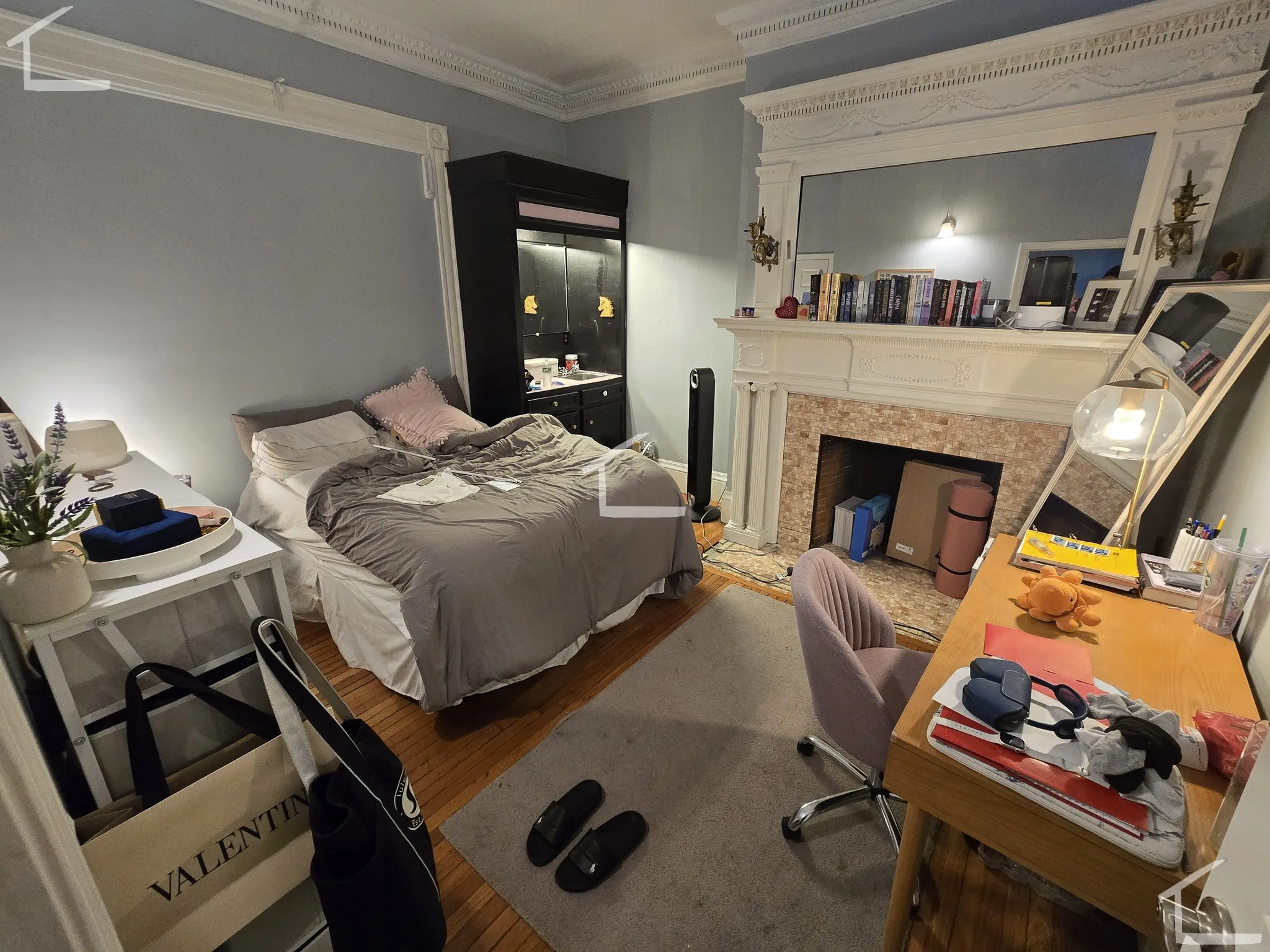 12 Bay State Rd, Fenway