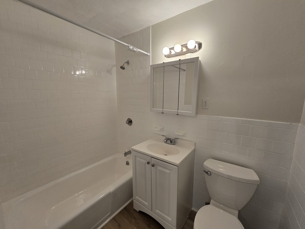 270 Quarry St, Quincy