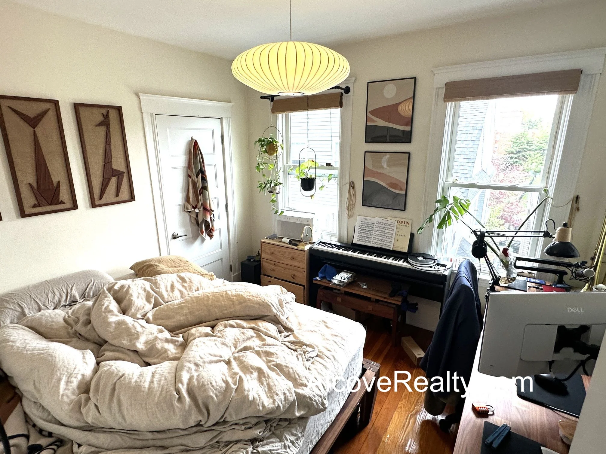 47 Mason St, Tufts