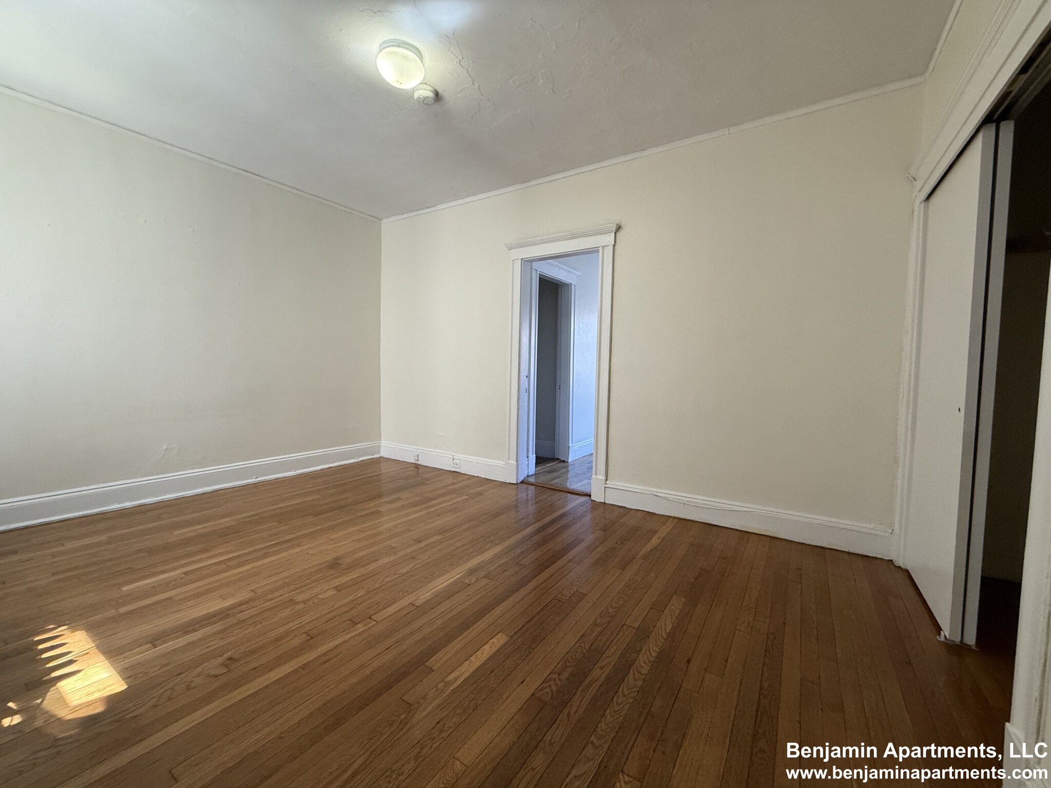 1171 Boylston St, Fenway