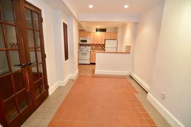 59 Clarendon St, South End