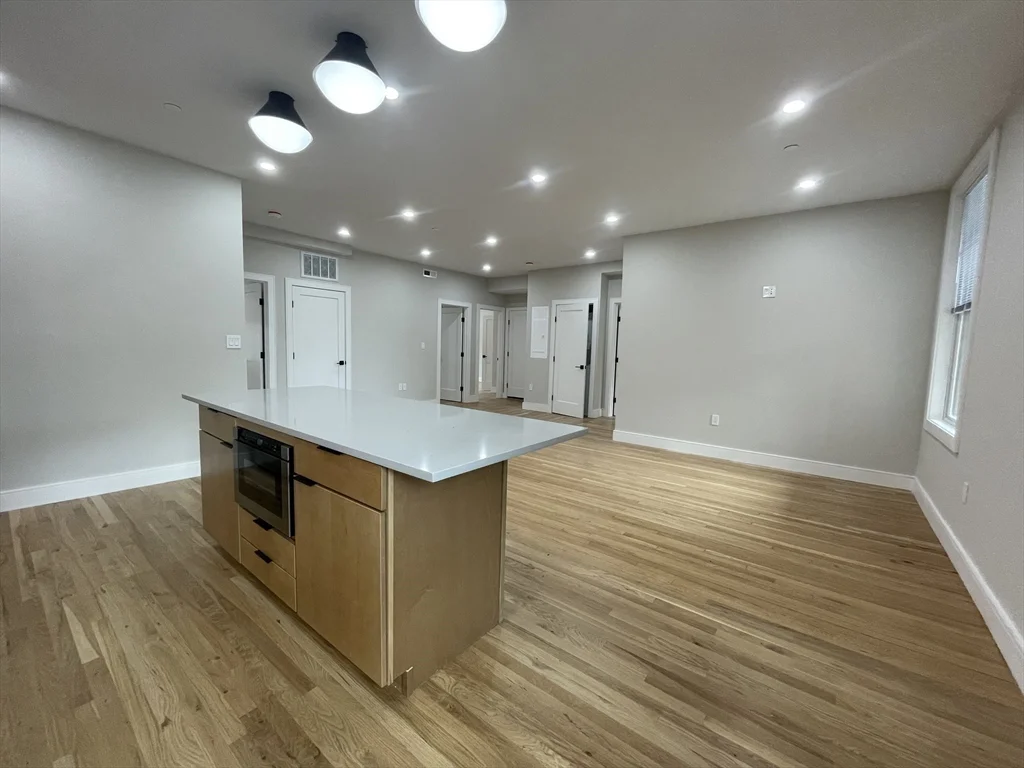 145 Sutherland Rd, Brighton