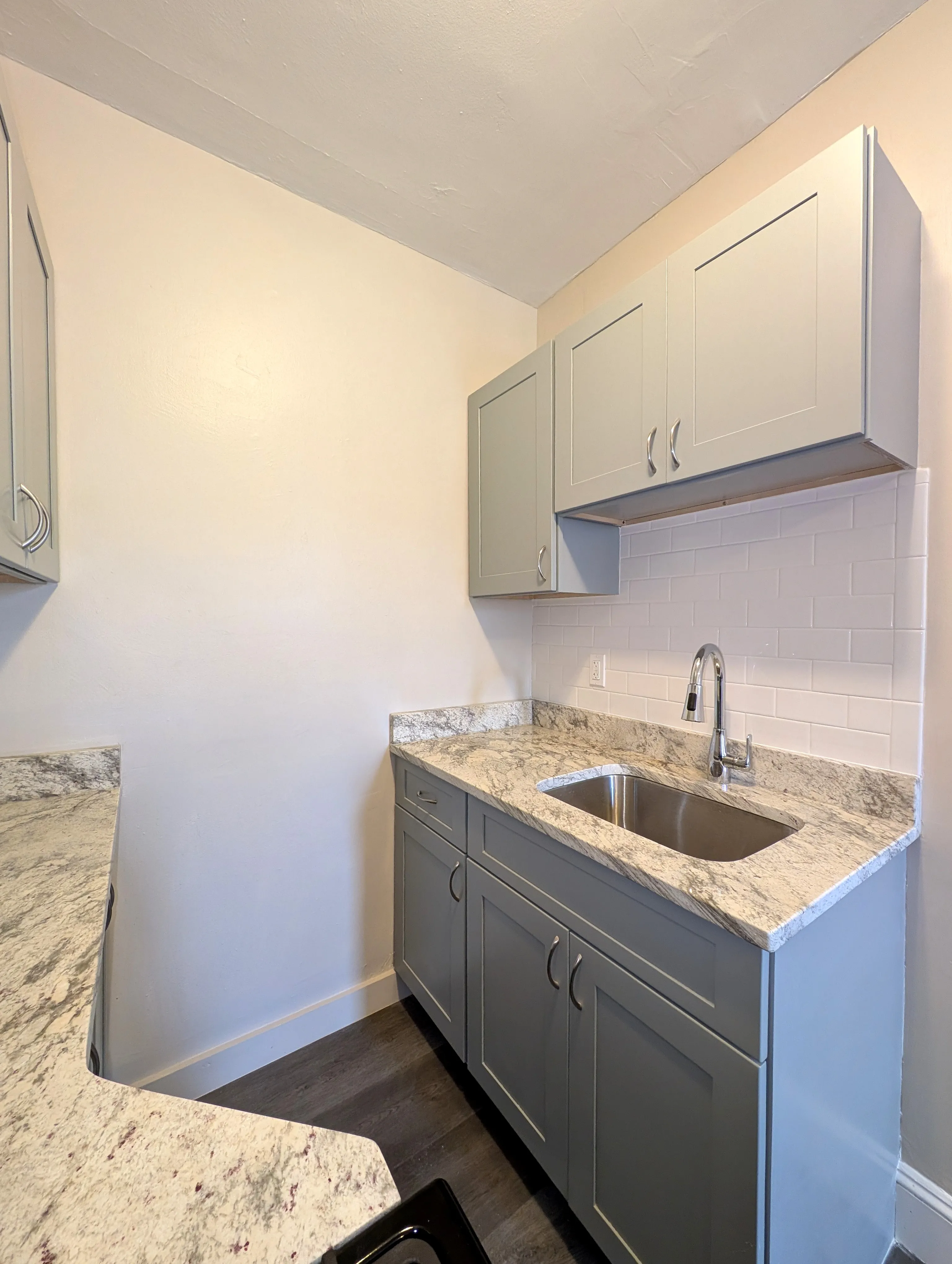 4 Cogswell Ave, North Cambridge