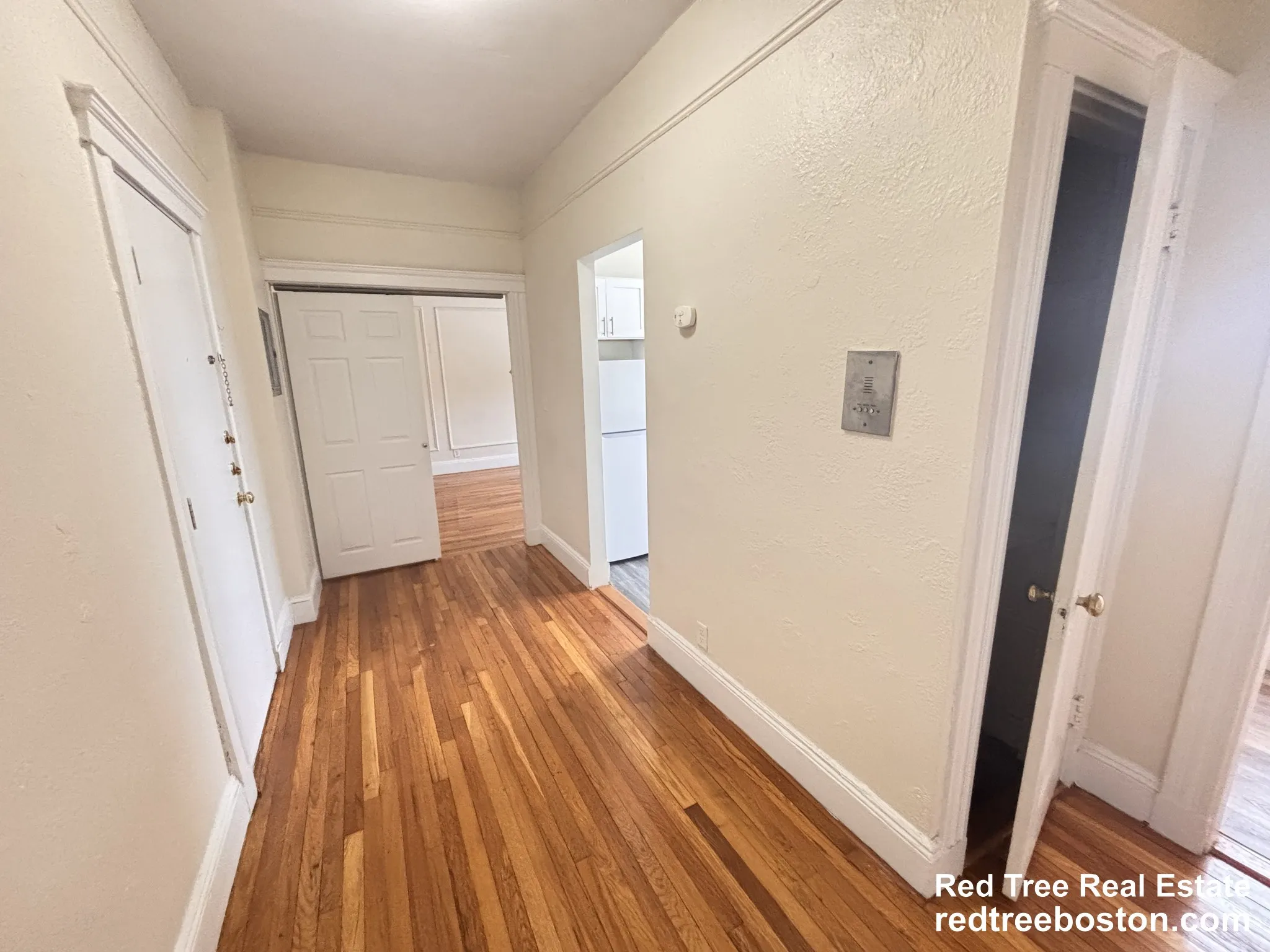 1687 Commonwealth Ave, Brighton