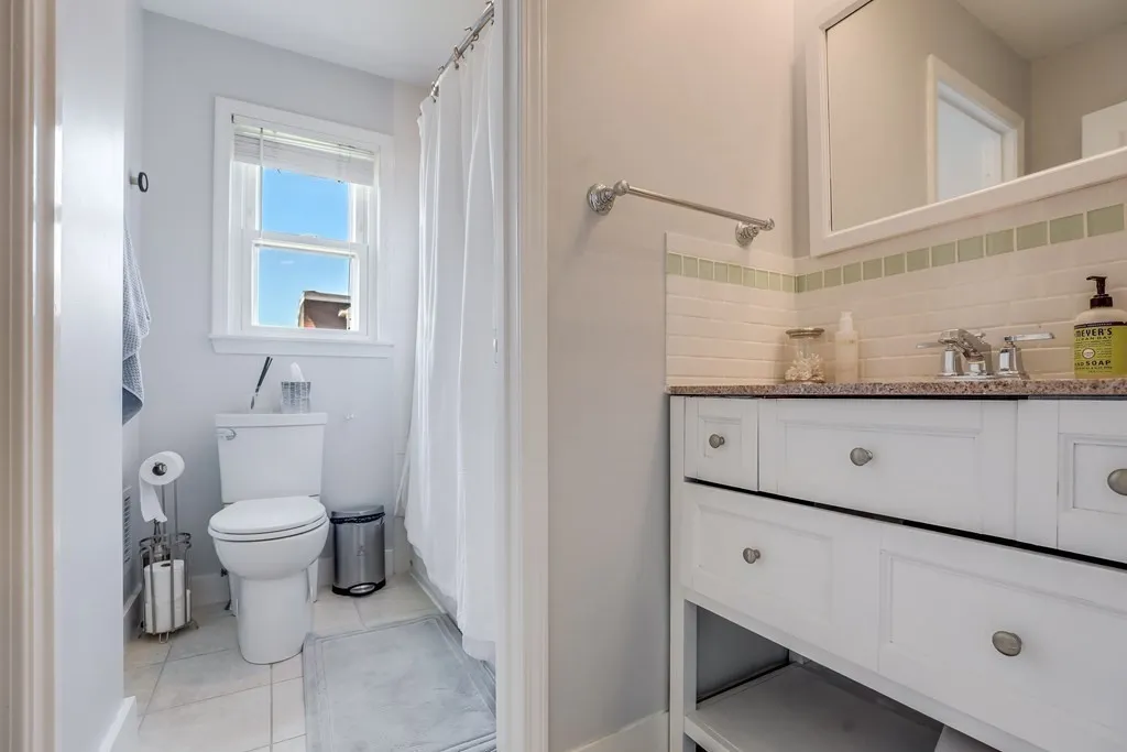 154 West 3rd St, South Boston