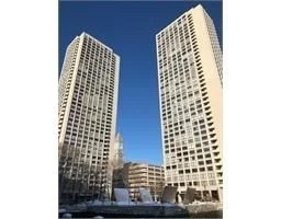 65 E India, Waterfront