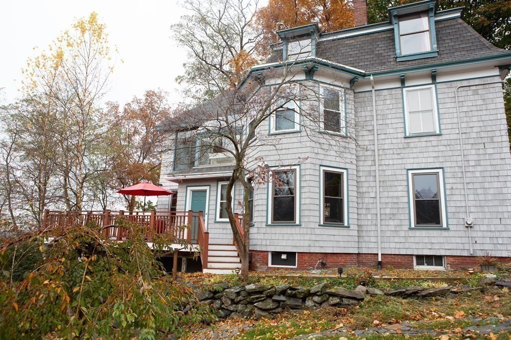 182 Palfrey St, Watertown