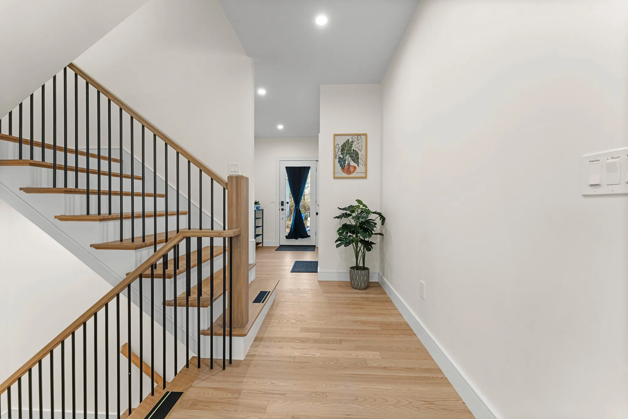 21 Bolton St, South Side