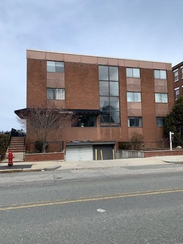 115 Highland Ave, Somerville