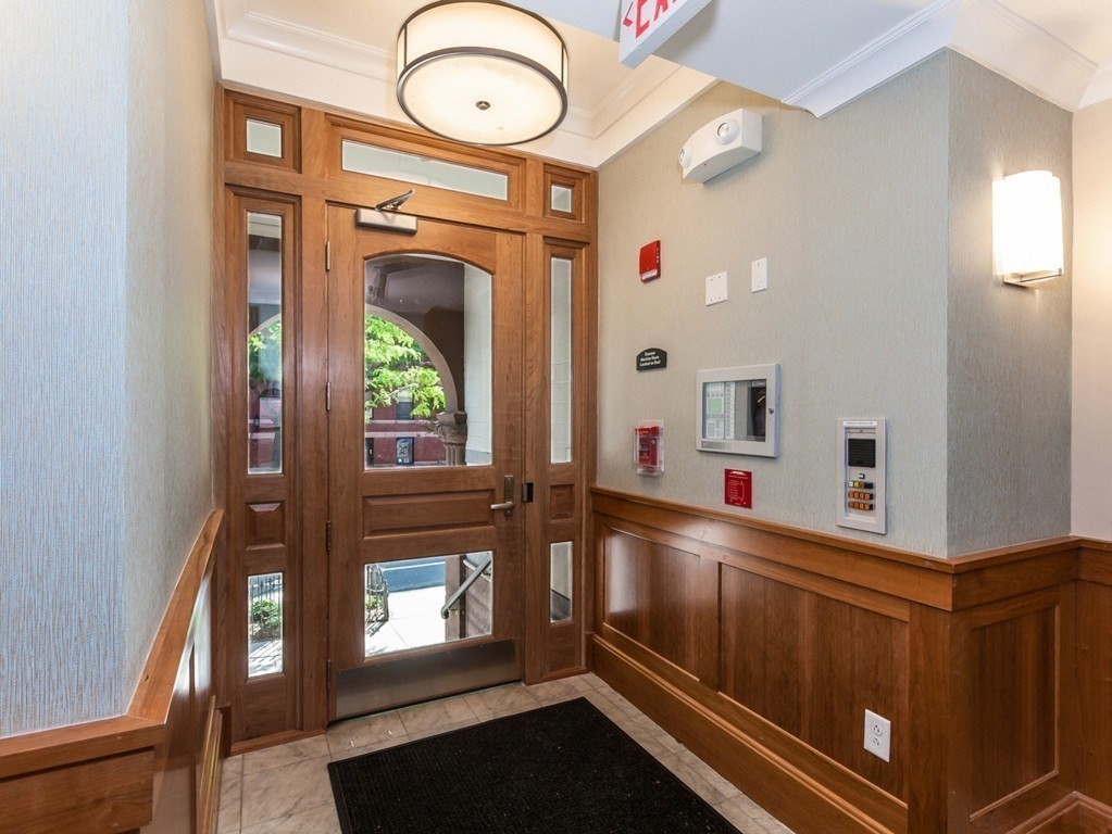 31 Massachusetts Ave, Back Bay