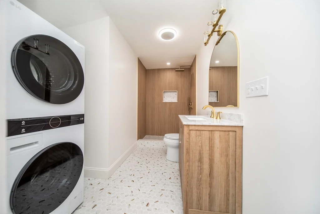 11 Knollin St, Malden