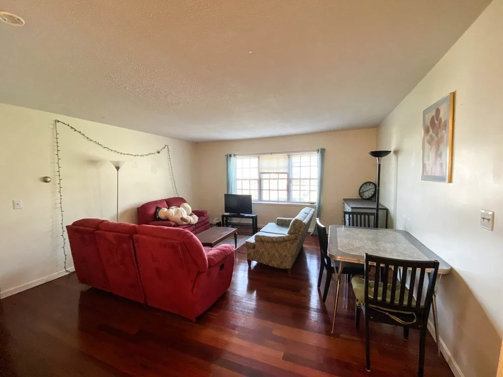 38 Lake Shore Ter, Brighton