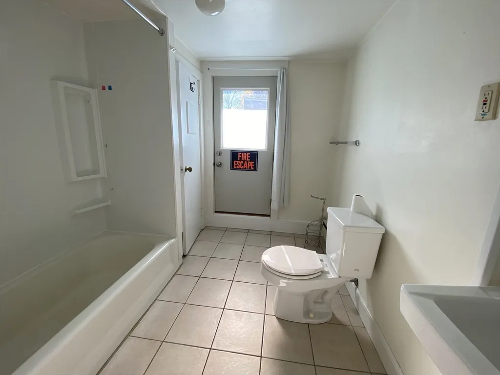 6 Harriet St, Brighton